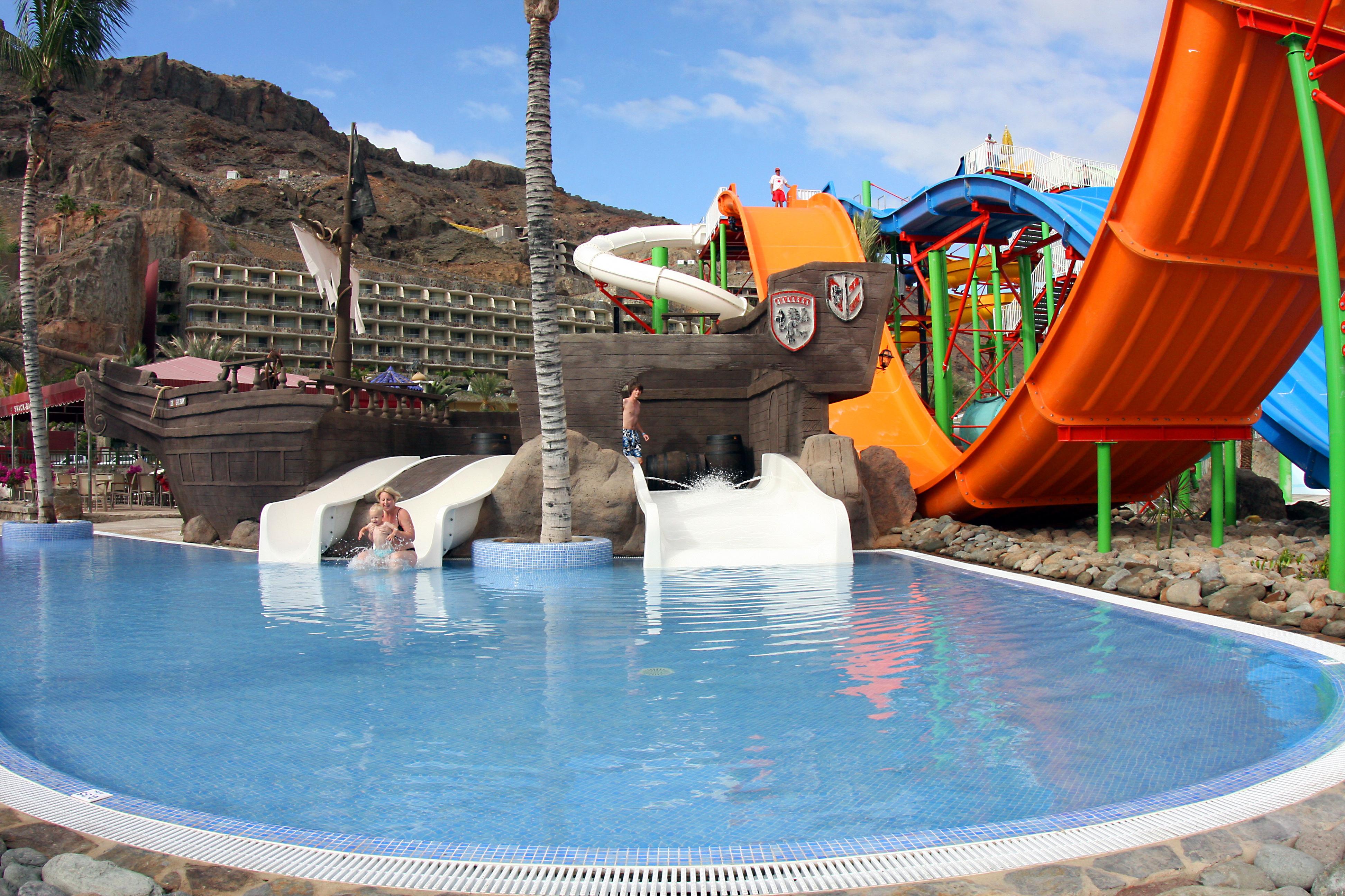 Hotel Livvo Lago Taurito & Aquapark ภายนอก รูปภาพ