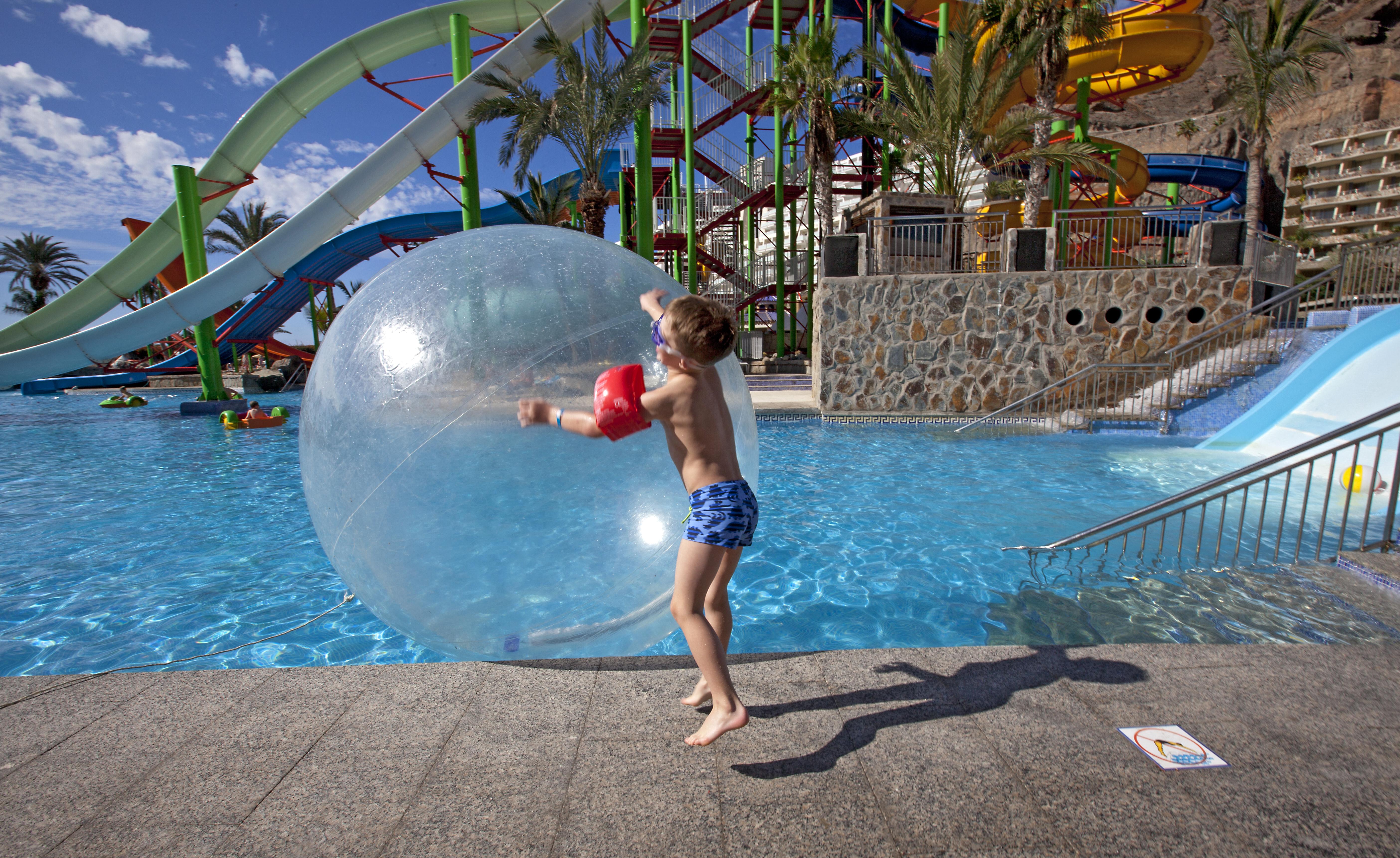 Hotel Livvo Lago Taurito & Aquapark ภายนอก รูปภาพ